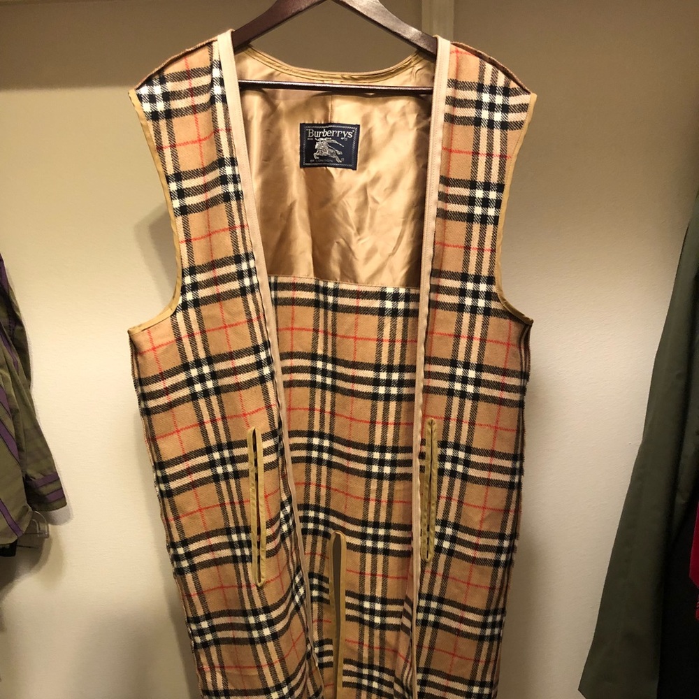 Burberry long vest